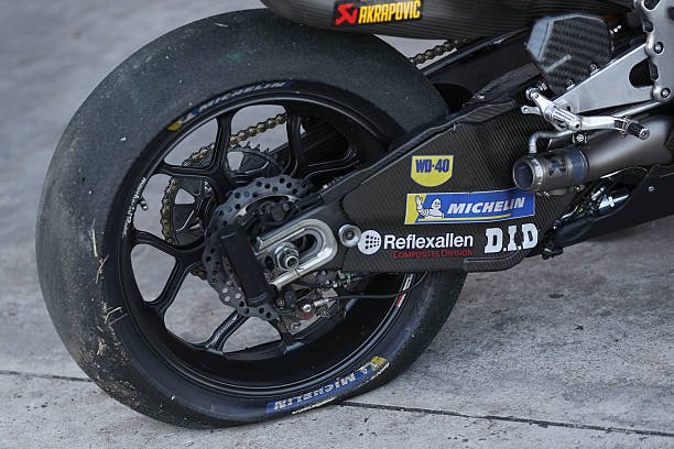 Pinchazo de Marc Márquez