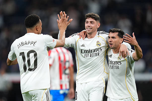 Mbappé, Valverde y Brahim celebrando el 1-0 en el marcador (Foto de Angel Martinez/Getty Images)
